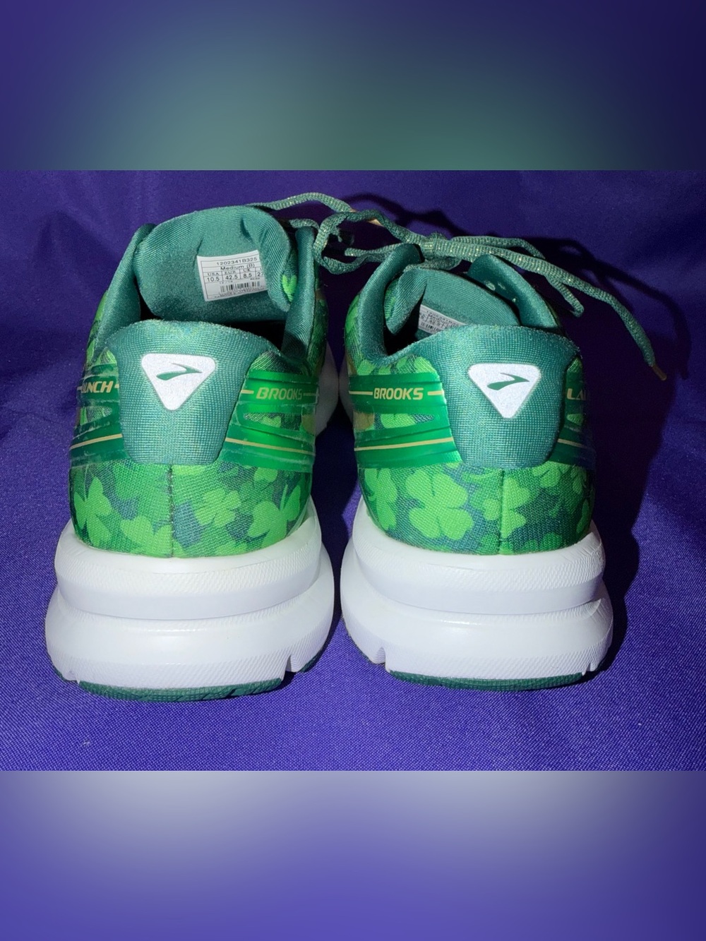 Brooks Launch 4 Women’s St. Patrick’s Day Green Shamrock Running Shoes Size 10.5 - Picture 3 of 8